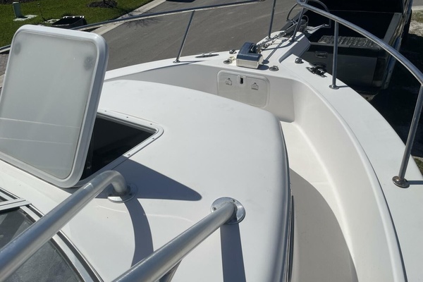 32ft Pro Line Yacht For Sale