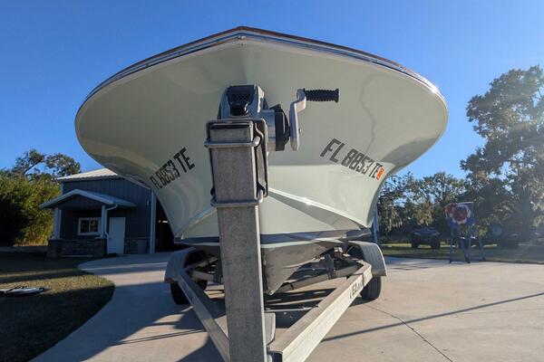 21ft Chaos Yacht For Sale