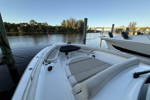 42ft Boston Whaler Yacht For Sale