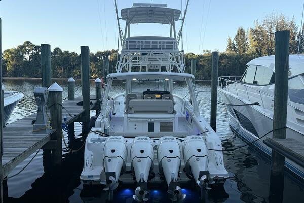 42ft Boston Whaler Yacht For Sale