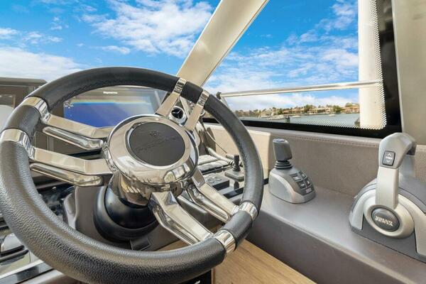 LUCKY ONE 46ft Prestige Yacht For Sale