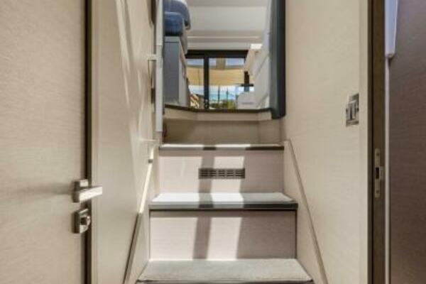 LUCKY ONE 46ft Prestige Yacht For Sale