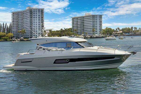 Prestige 460S Yacht For Sale