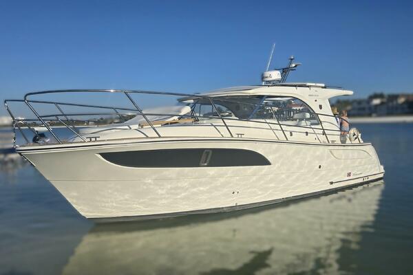 31ft Marex Yacht For Sale