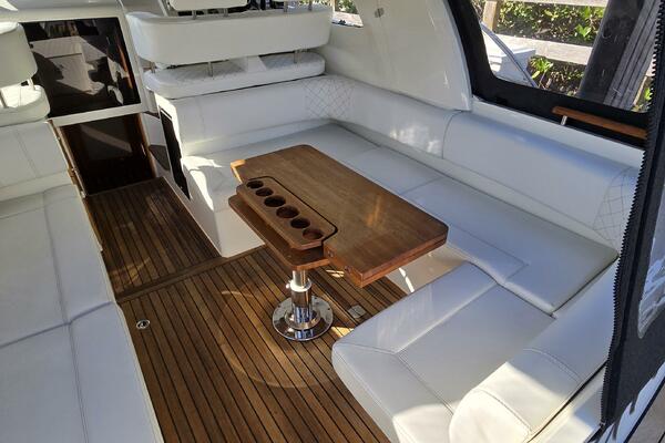 31ft Marex Yacht For Sale