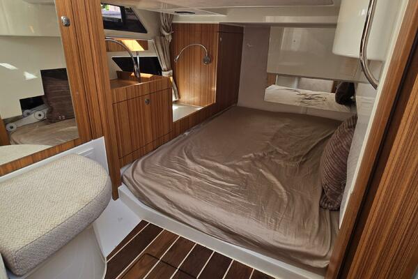 31ft Marex Yacht For Sale