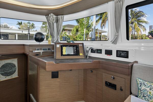 White Heron 46ft Lagoon Yacht For Sale