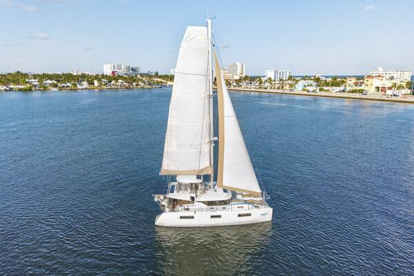 White Heron 46ft Lagoon Yacht For Sale