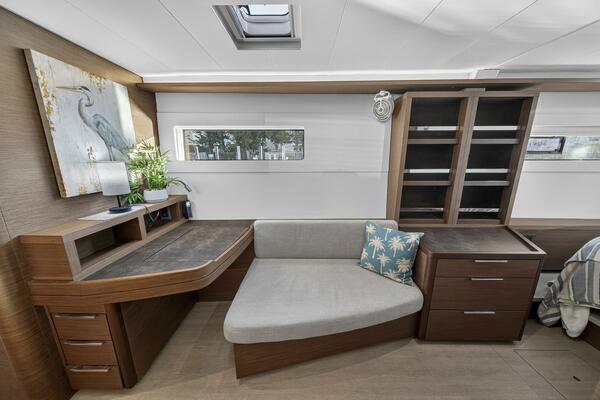 White Heron 46ft Lagoon Yacht For Sale