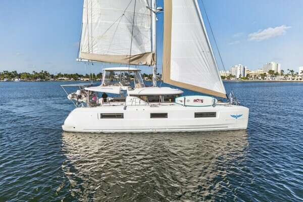 46-ft-Lagoon-2021-46 Owner's Version-White Heron Fort Lauderdale Florida United States  yacht for sale