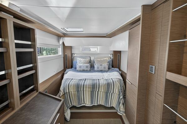 White Heron 46ft Lagoon Yacht For Sale