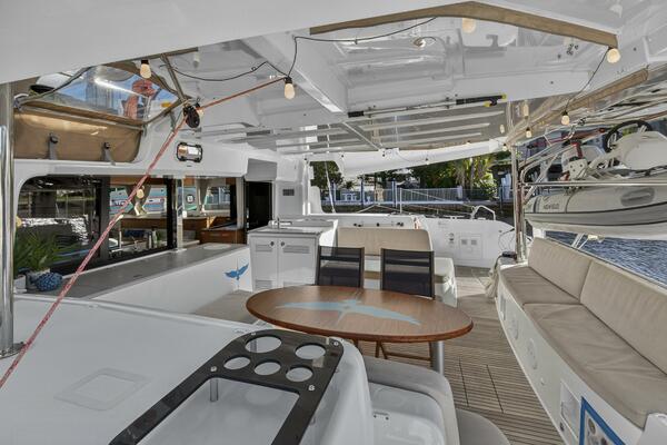 White Heron 46ft Lagoon Yacht For Sale