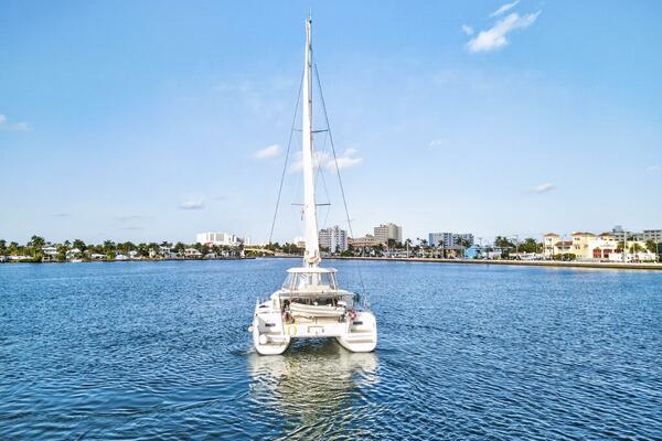 White Heron 46ft Lagoon Yacht For Sale