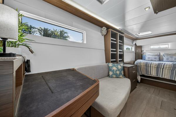 White Heron 46ft Lagoon Yacht For Sale