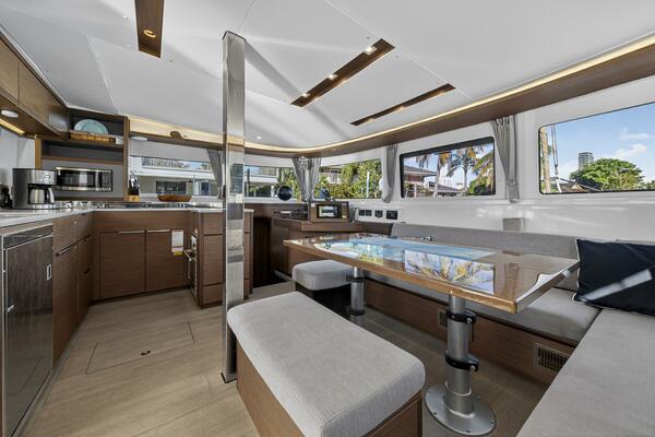White Heron 46ft Lagoon Yacht For Sale