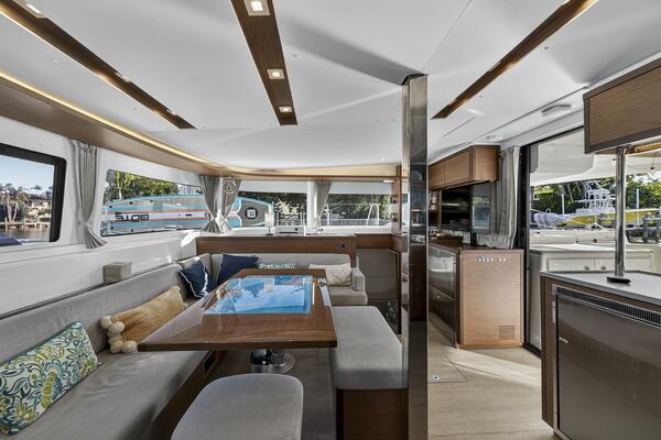 White Heron 46ft Lagoon Yacht For Sale