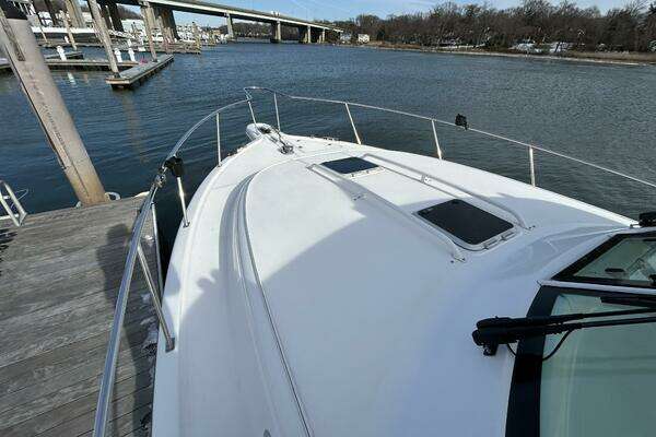 Pursuit OS 385 Offshore Yacht For Sale