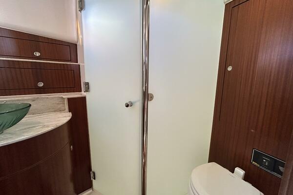 38ft Pursuit Yacht For Sale