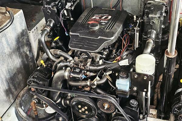 30ft Sea Ray Yacht For Sale