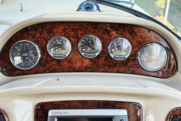 30ft Sea Ray Yacht For Sale