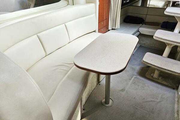 30ft Sea Ray Yacht For Sale