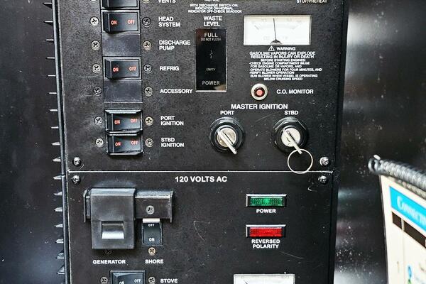 30ft Sea Ray Yacht For Sale