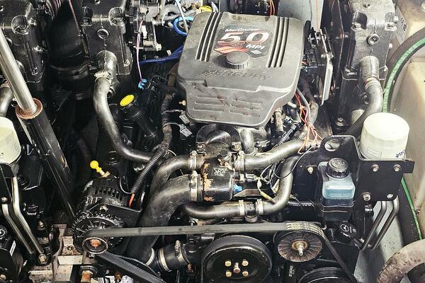 30ft Sea Ray Yacht For Sale