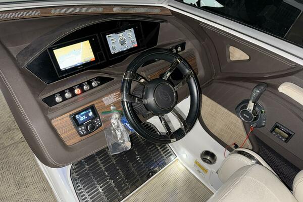 23ft Cobalt Yacht For Sale