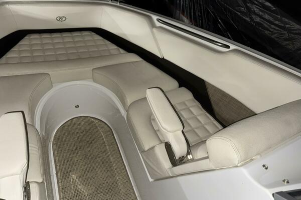 23ft Cobalt Yacht For Sale