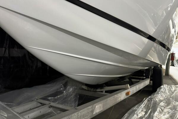 23ft Cobalt Yacht For Sale