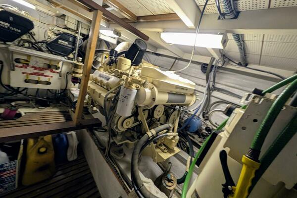 46ft Grand Banks Yacht For Sale