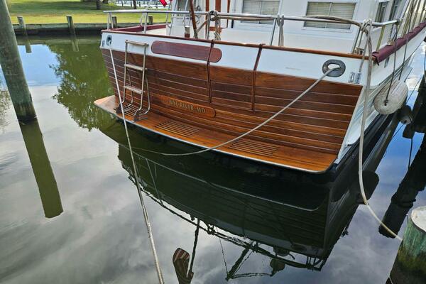 46ft Grand Banks Yacht For Sale