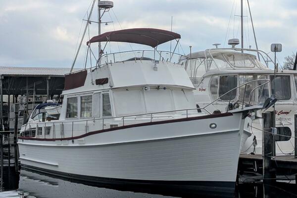 46ft Grand Banks Yacht For Sale