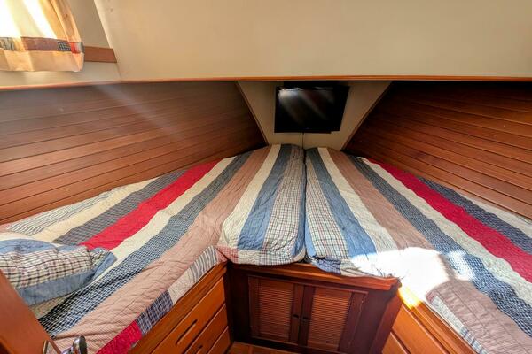46ft Grand Banks Yacht For Sale