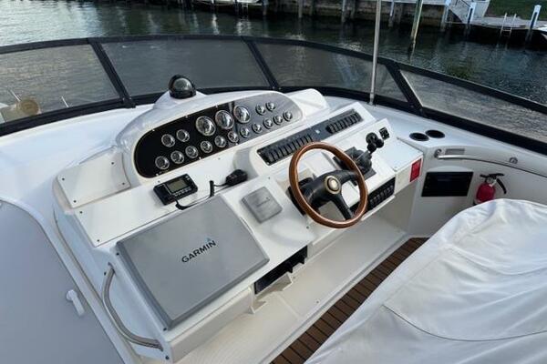 50ft Cruisers Yachts Yacht For Sale