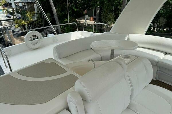 50ft Cruisers Yachts Yacht For Sale