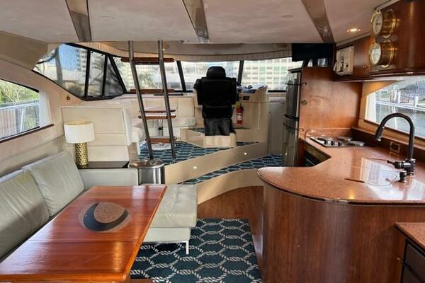 50ft Cruisers Yachts Yacht For Sale