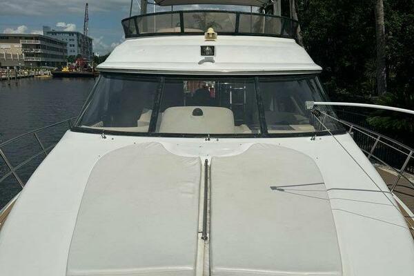 50ft Cruisers Yachts Yacht For Sale