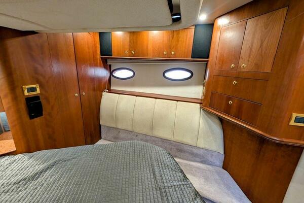 50ft Cruisers Yachts Yacht For Sale