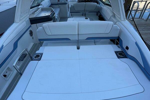 31ft Formula Yacht For Sale