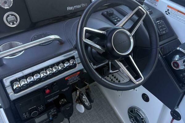 31ft Formula Yacht For Sale