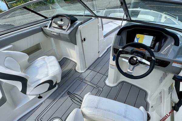 23ft Chaparral Yacht For Sale