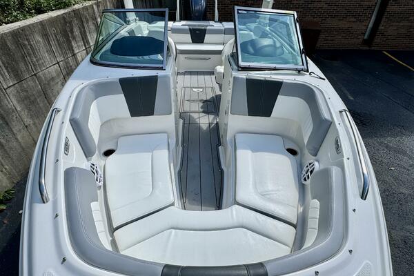 23ft Chaparral Yacht For Sale