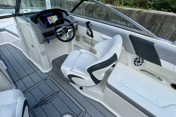 23ft Chaparral Yacht For Sale