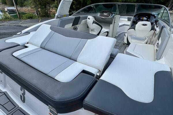 23ft Chaparral Yacht For Sale