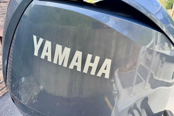 23ft Chaparral Yacht For Sale