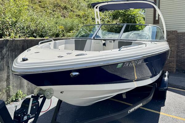 23ft Chaparral Yacht For Sale