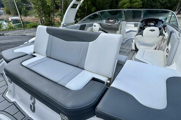 23ft Chaparral Yacht For Sale