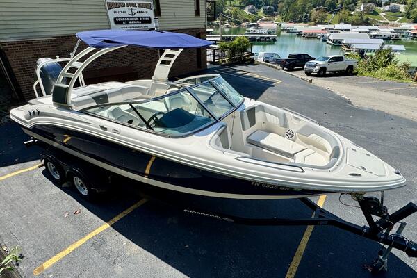 23ft Chaparral Yacht For Sale