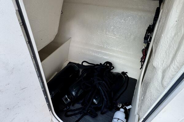 23ft Chaparral Yacht For Sale